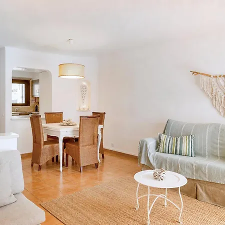 Sunny Days | Pool View Family Apartamento *