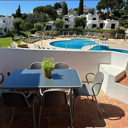 Sunny Days | Pool View Family *