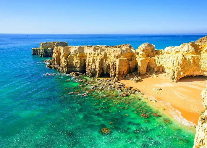 Sunny Days | Pool View Family *