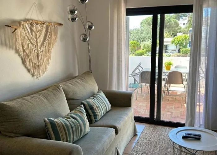 Sunny Days | Pool View Family Apartment Albufeira