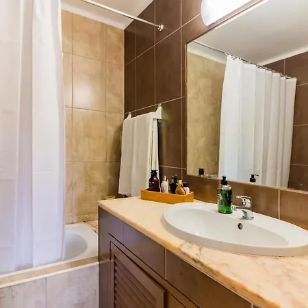 아파트 Sunny Days | Pool View Family 알부페이라